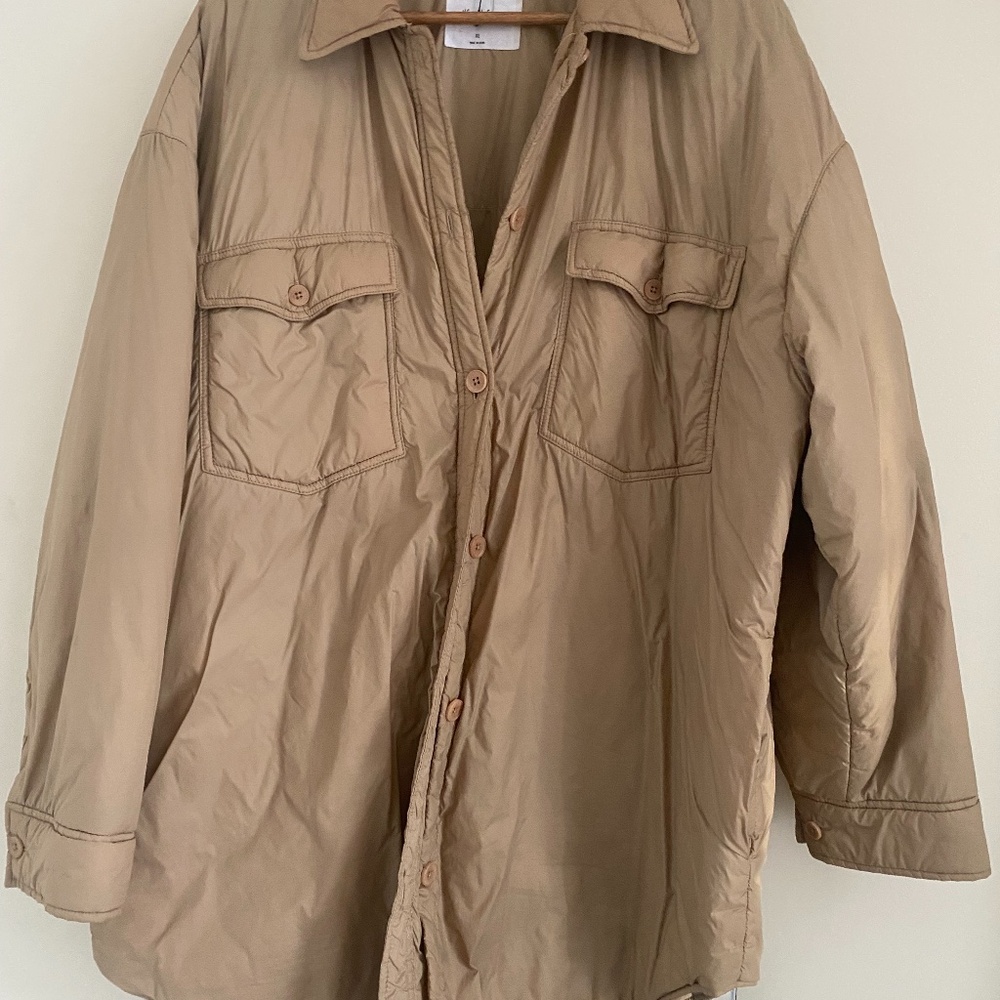 Aritzia Wildfree light jacket size xl